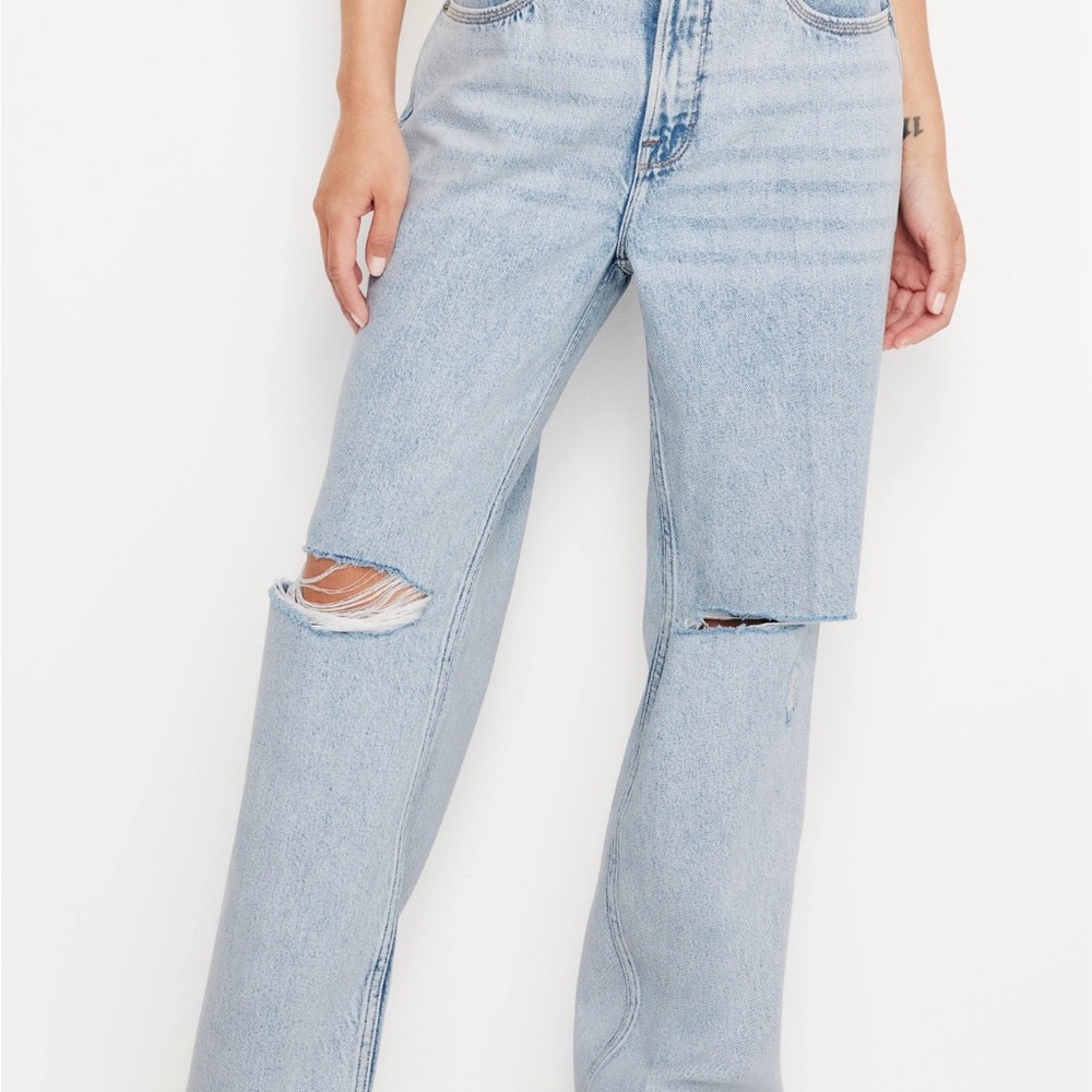 Good American Light Blue Distressed Jeans